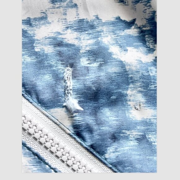 Lululemon Miss Misty II Windbreaker Jacket Size 2 Blue Tie Dye Full Zip Hoodie - Picture 11 of 11